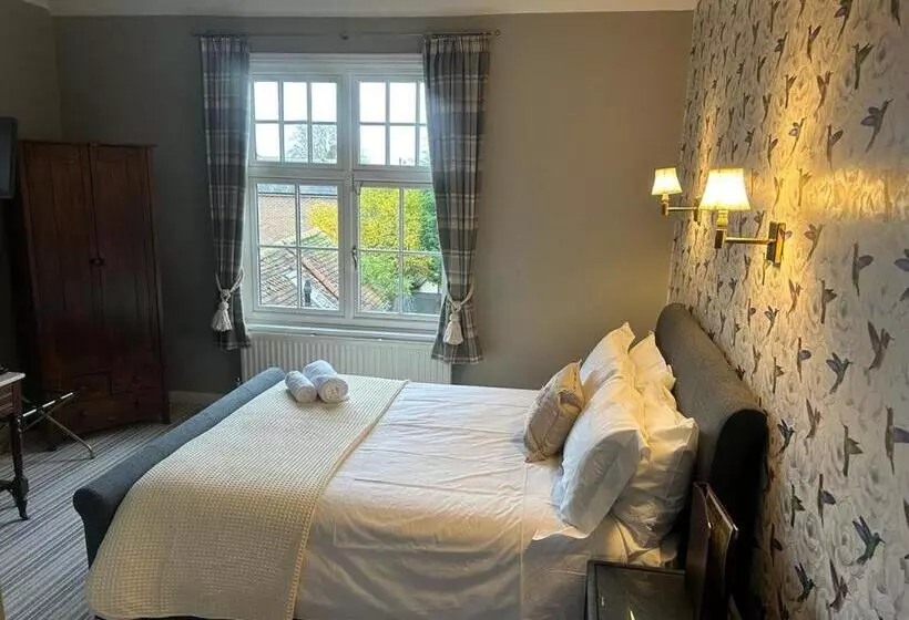 Hotelli The Ardingly Inn