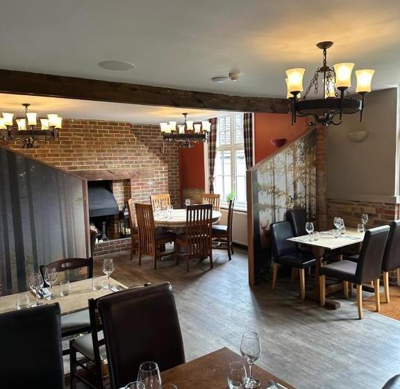 فندق The Ardingly Inn