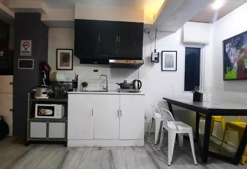 L1 Twin Bed Staycation In Bonifacio Global City 6
