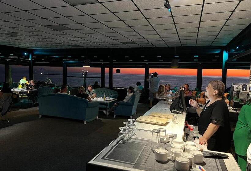 پانسیون Kent Hotel & Restaurant Kent Beach