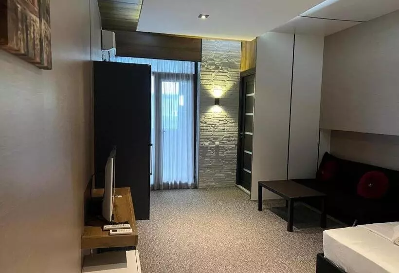 پانسیون Kent Hotel & Restaurant Kent Beach