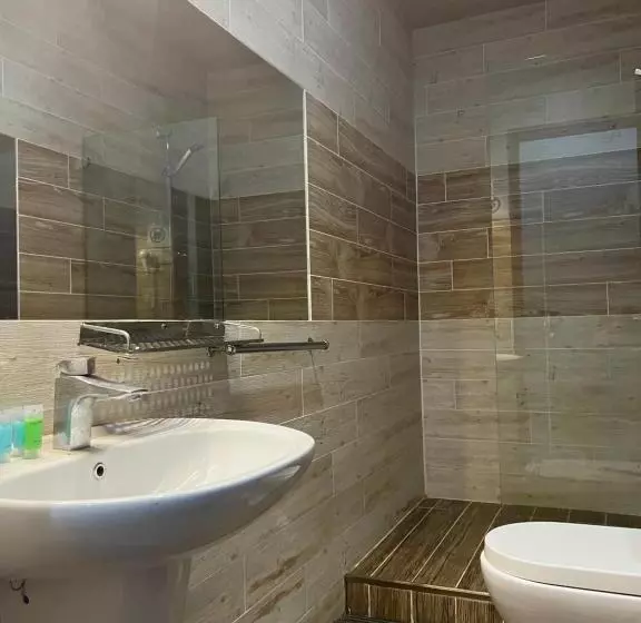 پانسیون Kent Hotel & Restaurant Kent Beach