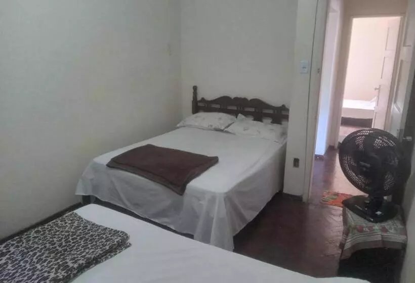ペンション Quarto Com Duas Camas De Casal