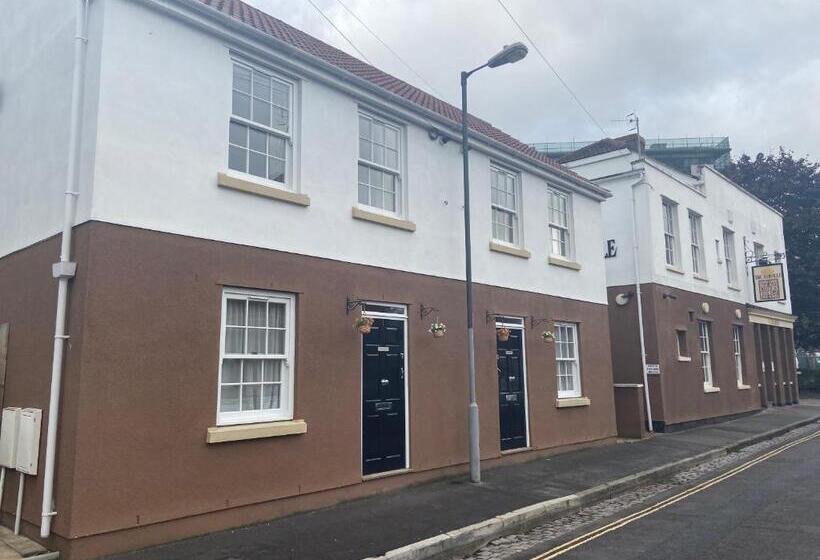 Pensão Ashton Gate Mews