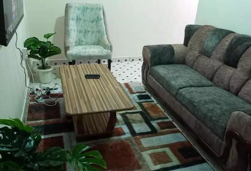 پانسیون Unipro Homes
