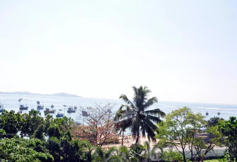 ペンション Weligama Bay Rest House
