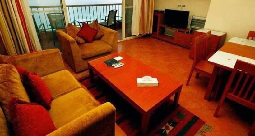 Porto El Sokhna Pyramids