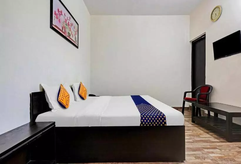 Spot On 81167 Hotel Asdr
