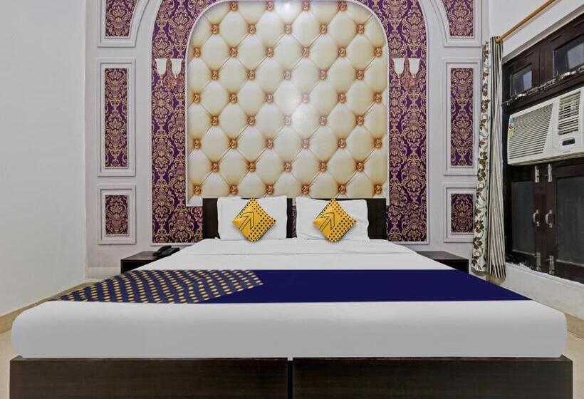 Spot On 81167 Hotel Asdr