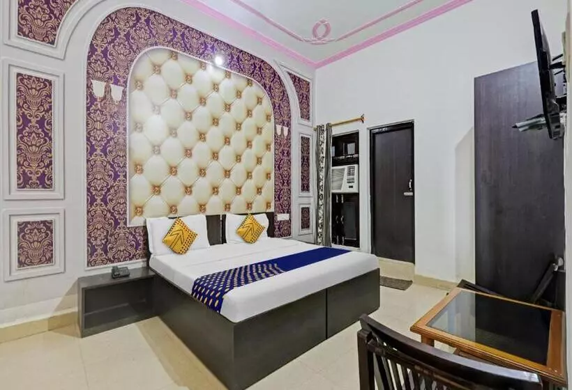 Spot On 81167 Hotel Asdr