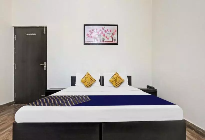 Spot On 81167 Hotel Asdr