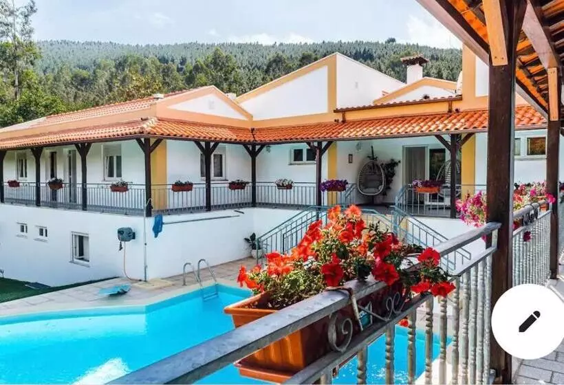 تختخواب و صبحانه Estalagem Bela Vista