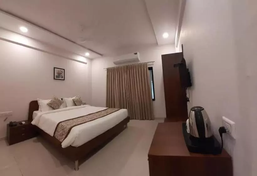 Chandanvan Club & Resort