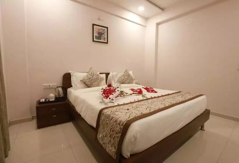 Chandanvan Club & Resort