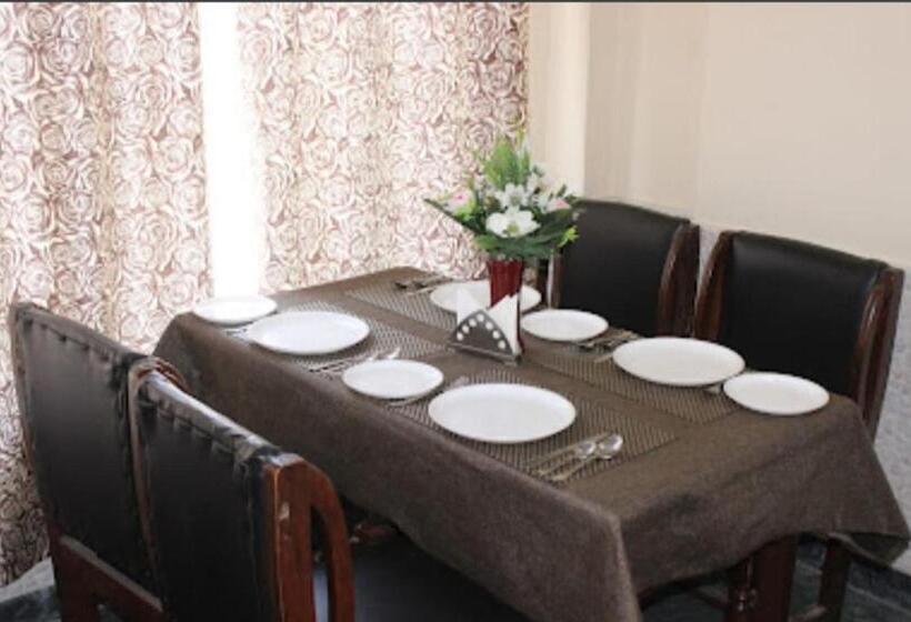 בית מלון כפרי Ashoka Inn