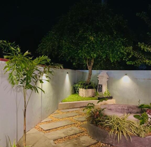 ホテル Coastal Dreams