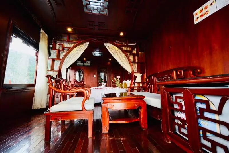 هتل Majestic Legend Cruise