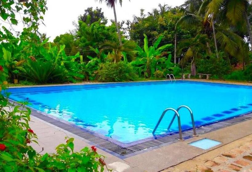 فندق Himawwa Residency Pinnawala