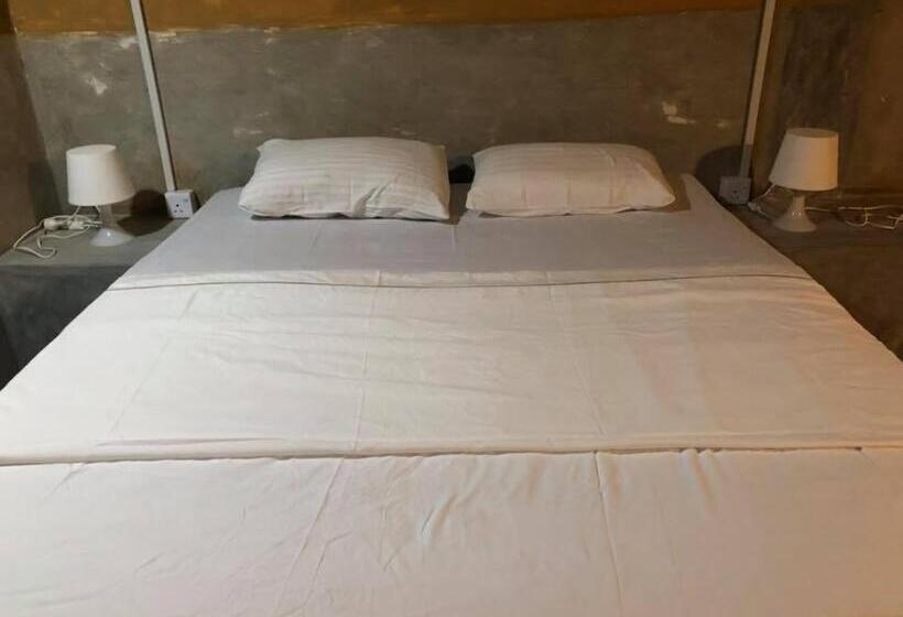 فندق Himawwa Residency Pinnawala