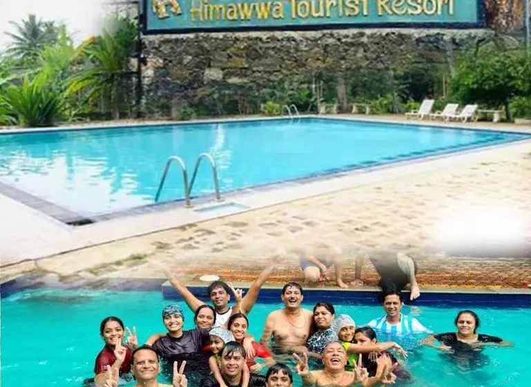 ホテル Himawwa Residency Pinnawala