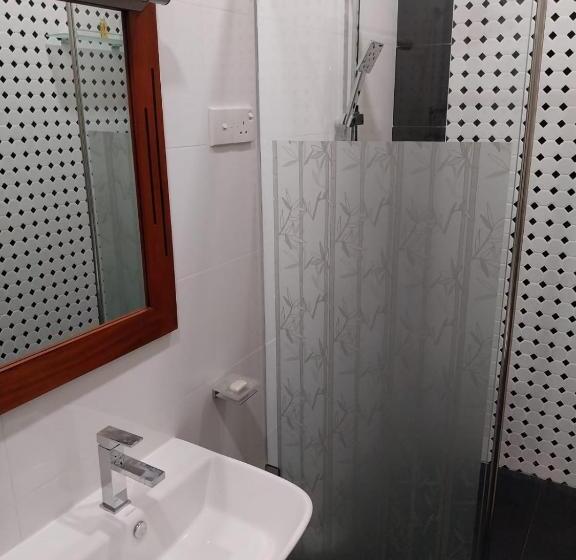 בית מלון כפרי Hiru