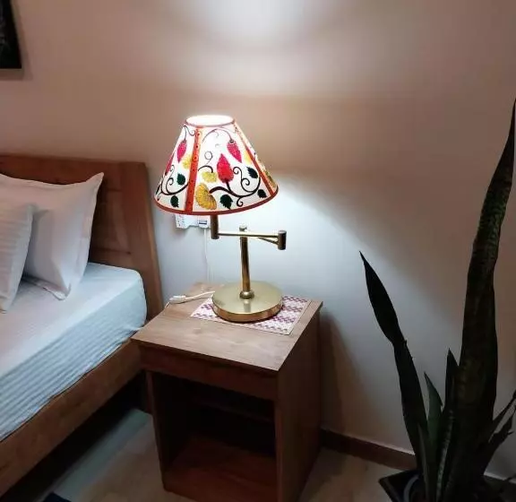 Hotel Hiru