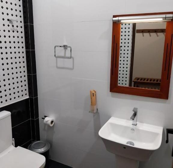 בית מלון כפרי Hiru