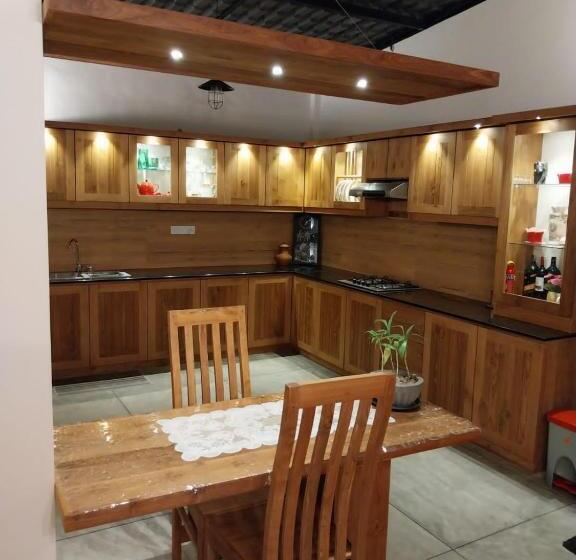 בית מלון כפרי Hiru