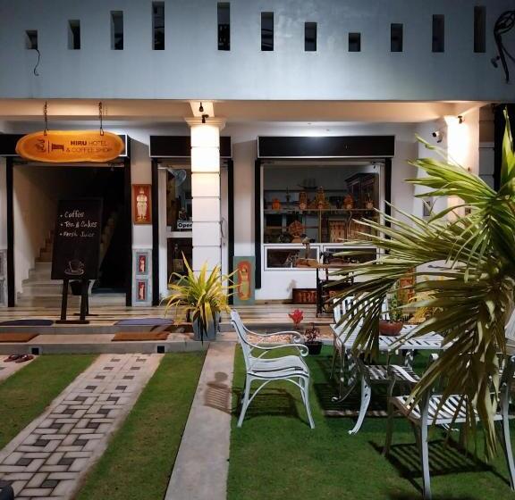 בית מלון כפרי Hiru