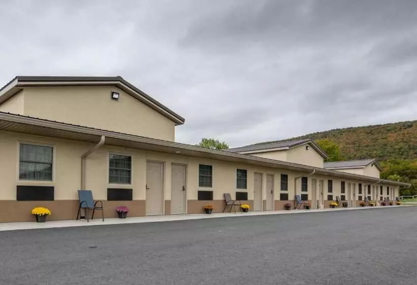 Hotelli Lock Haven Grandview