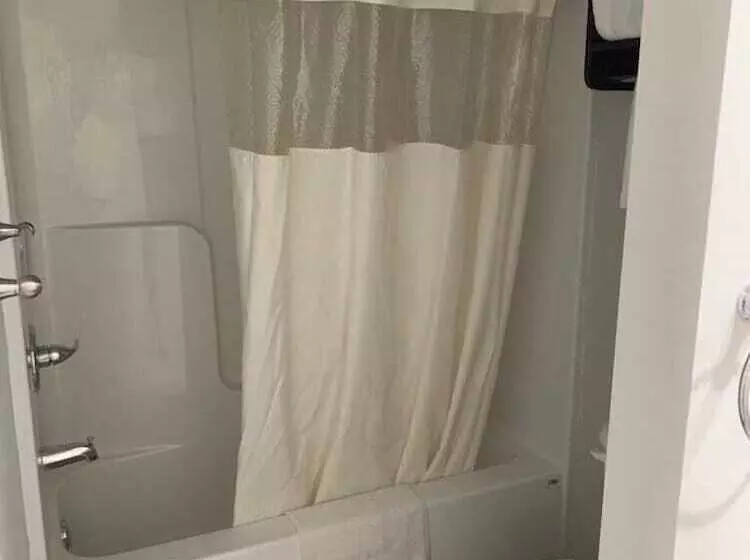 Hotelli Lock Haven Grandview