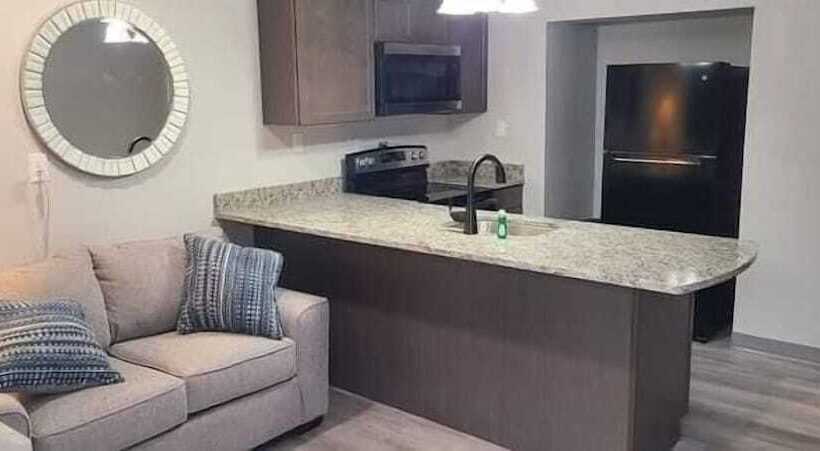 Отель Lock Haven Grandview