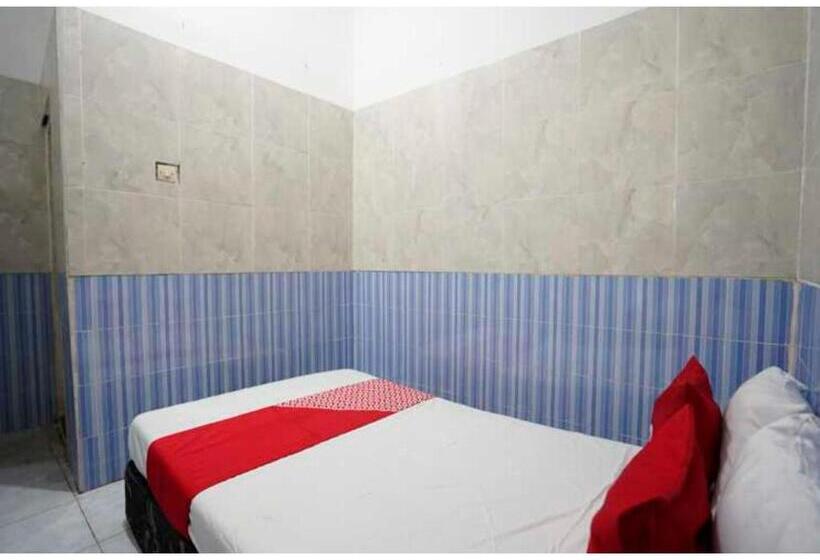 Hotel Oyo Life 93061 Kost Vicky Syariah