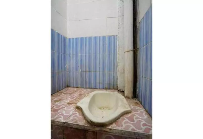 ホテル Oyo Life 93061 Kost Vicky Syariah