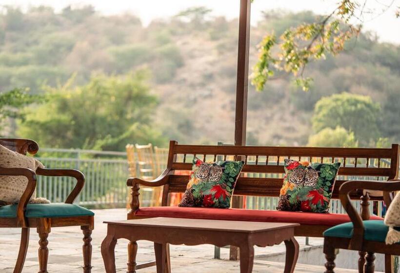 Hotel Riva Stays And Trails