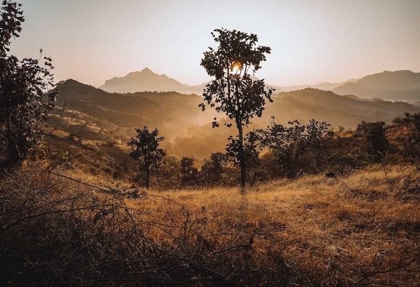 Hotel Riva Stays And Trails