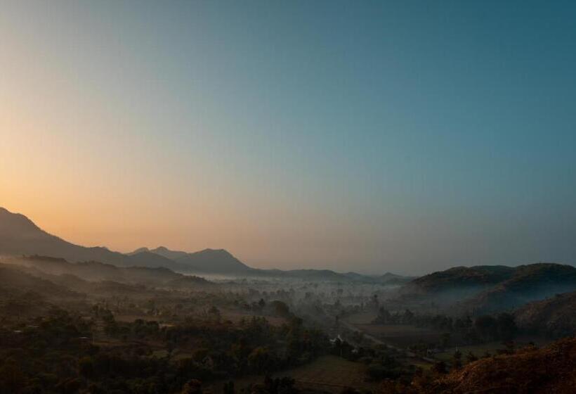 Hotel Riva Stays And Trails