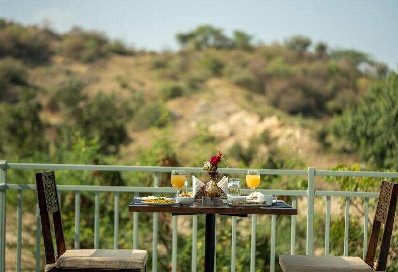 Hotel Riva Stays And Trails