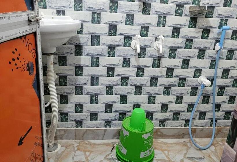 Hotel Staymaker Rajdeep Guest House