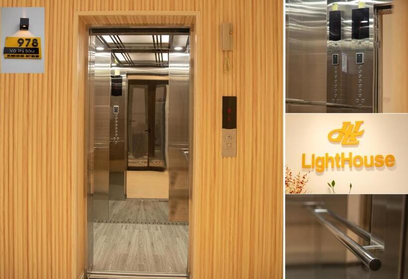 Light House Motel 978