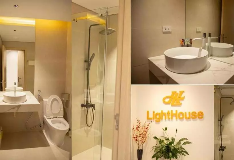 Light House Motel 978