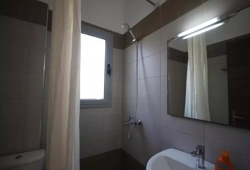Mato Rooms