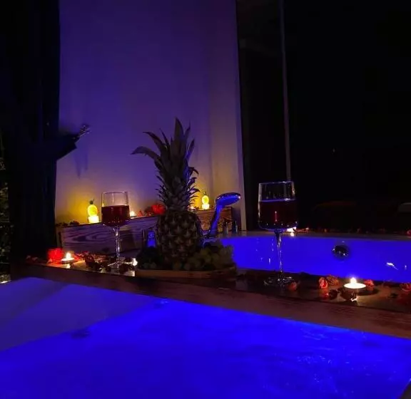 Notena Suit Otel