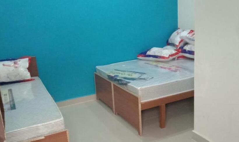 Utterkashi Prithvi Yatra Hotels