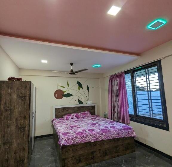 استراحتگاه Kohinoor Farm House