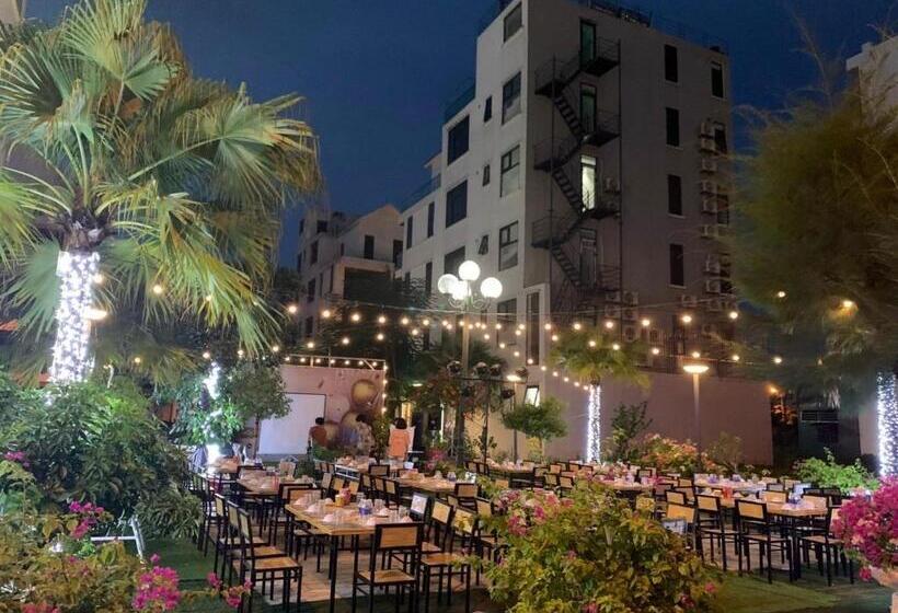 Отель Khách Sạn Xanh Tốt Flc Sầm Sơn