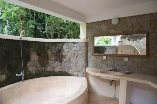 Abalone Sport Resort