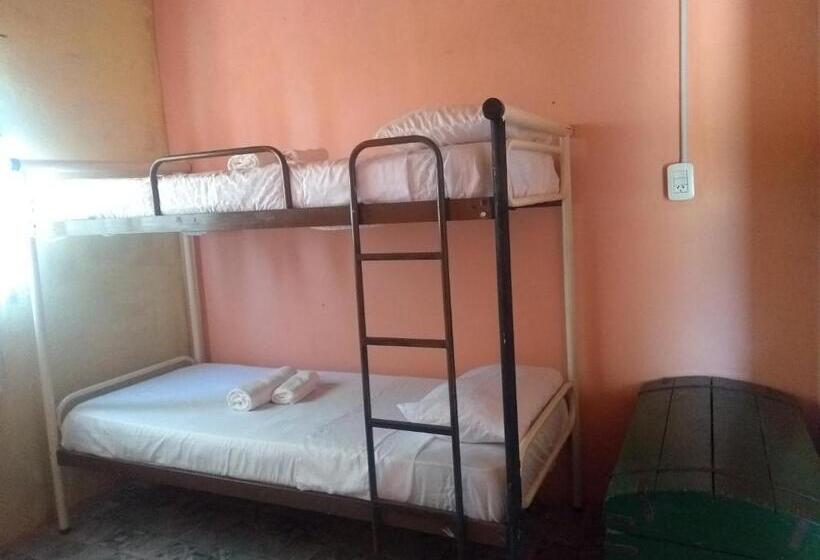 فندق صغير Hendoku Yaku