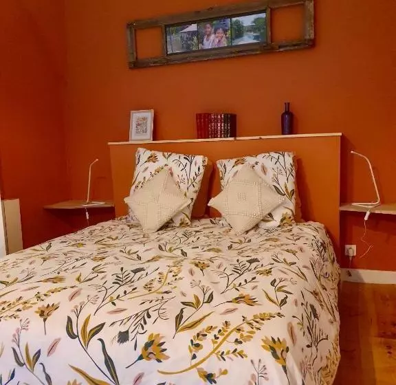 ベッドアンドブレックファースト Chambres D Hôtes Du Domaine De Bourbacoup