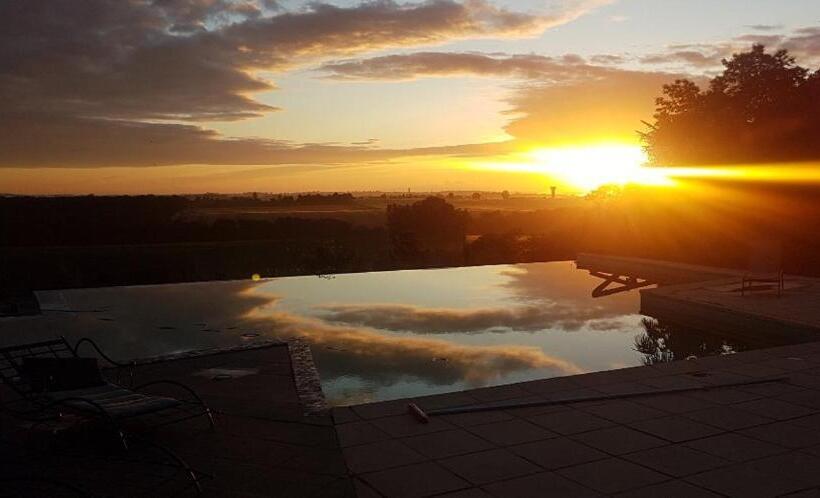 ベッドアンドブレックファースト Domaine Le Coteau De Mengaud